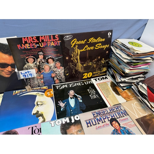 919 - A Good Lot of Vinyl Records, Mostly 1970s