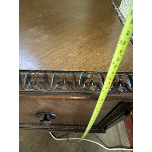 636D - Antique German Desk Set of Lion Paw Feet (Collection from South Croydon)