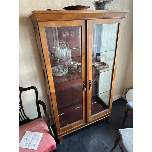 636G - Good Quality 20th Century Showcase Cabinet (Collection from South Croydon)