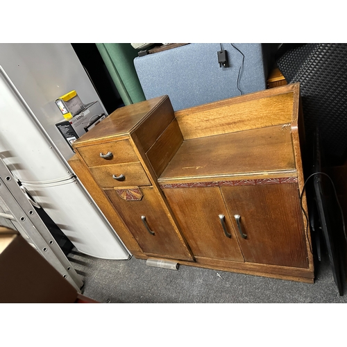 648V - Art Deco Oak Sideboard Cupboard