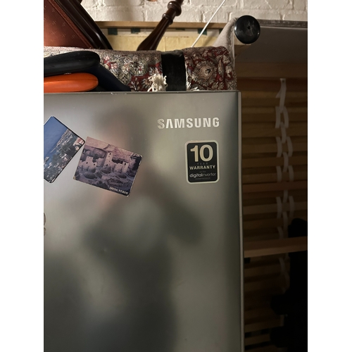 648X - Samsung American Fridge Freezer in as new condition