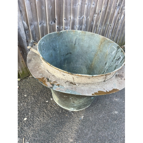 581A - Unusual Large Antique Trough/Bucket-Ideal Planter, Possible Links to the Kent Hops Industry