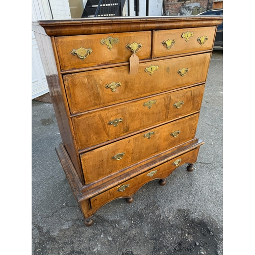 658 - Georgian Walnut Chest of Drawers on Stand