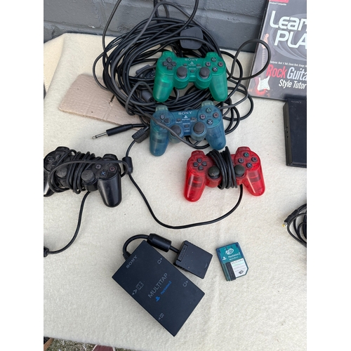 838 - A Large Retro Gaming Lot including PS1/PS2 Games and Accessories plus a large quantity of empty case... 