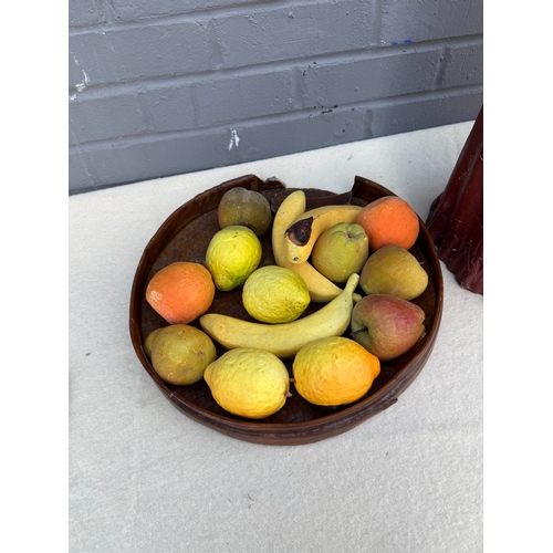 922 - Standing Fruit Bowl Statue