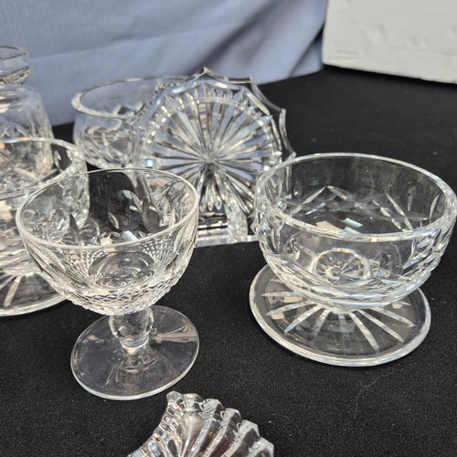 808 - Good Lot of Waterford Crystal to include mint and boxed set of Lismore Sherry Glasses (15 pieces)