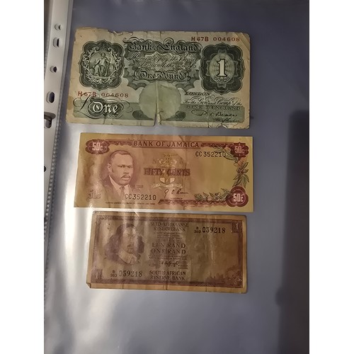 10A - 2x albums containing a large qty of vintage world banknotes