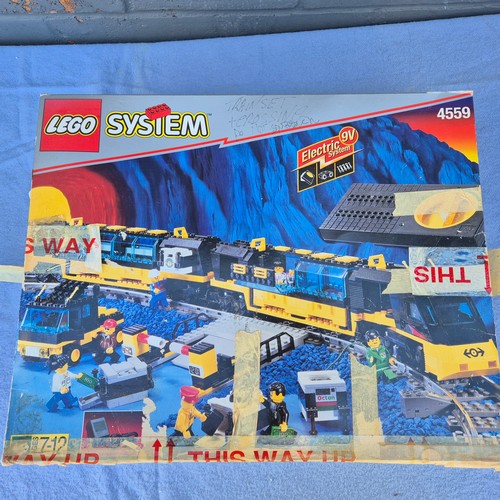 766 - Mixed Lot to contain Two Vintage LEGO sets (unchecked for completeness) together with an Air Pump