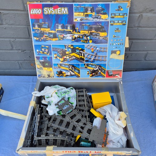 766 - Mixed Lot to contain Two Vintage LEGO sets (unchecked for completeness) together with an Air Pump