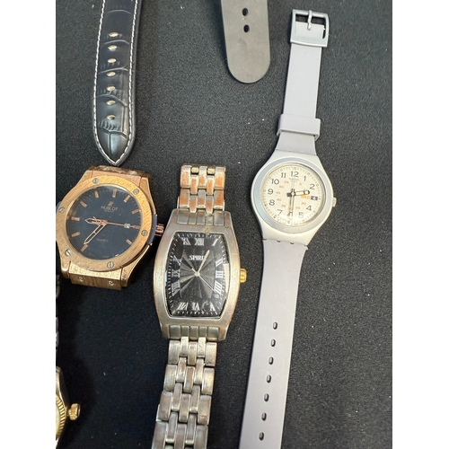 19A - A Large Lot of Mixed Watches