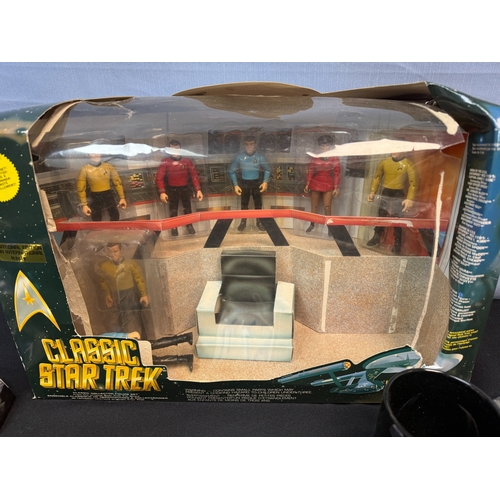 423 - Classic Star Trek Playmates Limited Edition Figure Set together with two other Star Trek Statues and... 