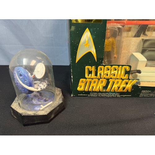 423 - Classic Star Trek Playmates Limited Edition Figure Set together with two other Star Trek Statues and... 