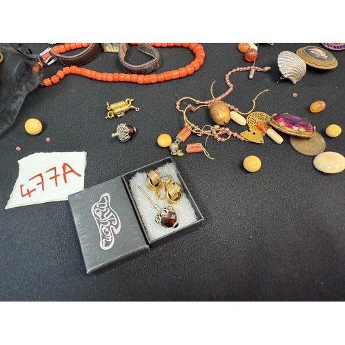 477A - A Good Lot of Antique and Vintage Jewellery to include Silver, Coral Necklace and Earrings etc