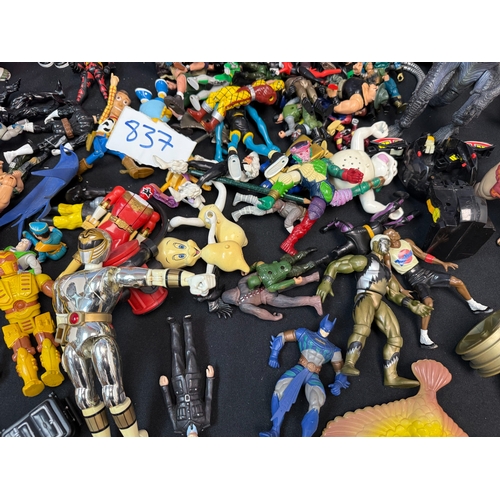 837 - A Large Lot of Vintage 1990s Action Figures incl. Toy Story, NBA, Power Rangers, Small Soldiers plus... 