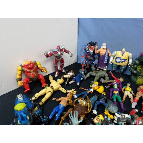 837 - A Large Lot of Vintage 1990s Action Figures incl. Toy Story, NBA, Power Rangers, Small Soldiers plus... 