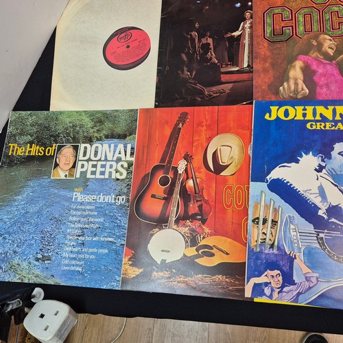 231 - Mixed Lot of Assorted Vinyl Records