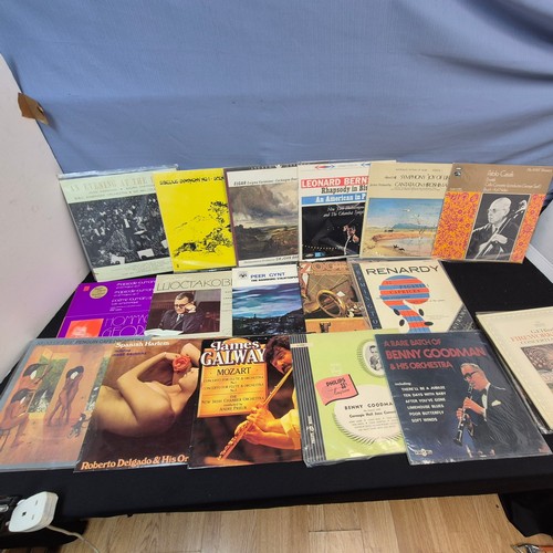 291A - A Very Good and Substantial Collection of Classical Vinyl Records mostly Stereo