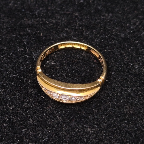 25 - An Art Noveau 18ct Gold and Diamond Ring Size L (3g)