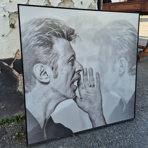 181 - David Bowie - A Lenticular Photo of David Bowie by Gavin Evans from The Session (61cm x 61cm)