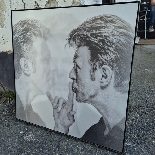 181 - David Bowie - A Lenticular Photo of David Bowie by Gavin Evans from The Session (61cm x 61cm)
