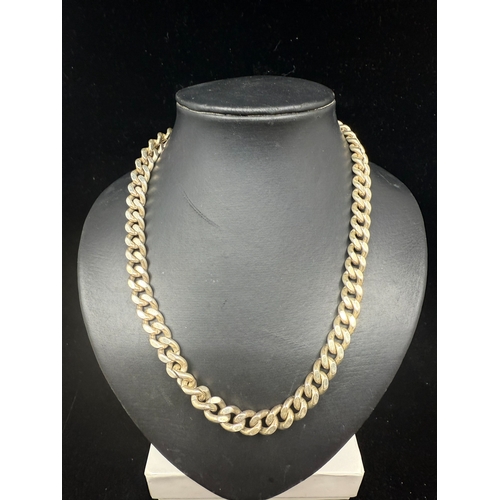 20F - A Heavy Hallmarked Silver Gents Curb Chain 136.6g