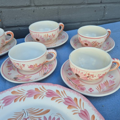 1465 - A Henriot Quimper Faience Fleuri Rose Dinner Service