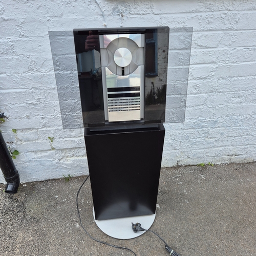 179 - Bang & Olufsen B&O Beosound 3000 CD Player/Tuner on a Stand