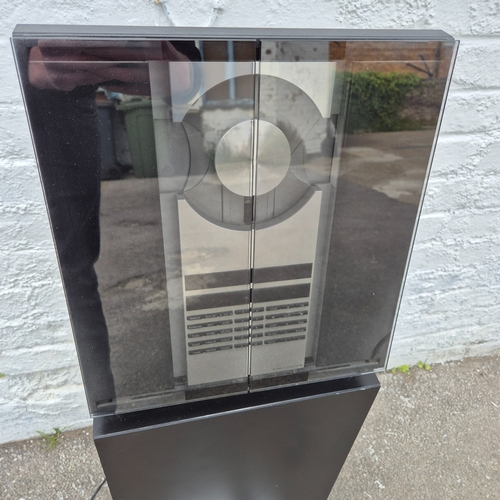 179 - Bang & Olufsen B&O Beosound 3000 CD Player/Tuner on a Stand