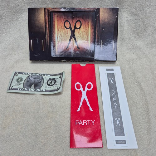 Lot 220       
