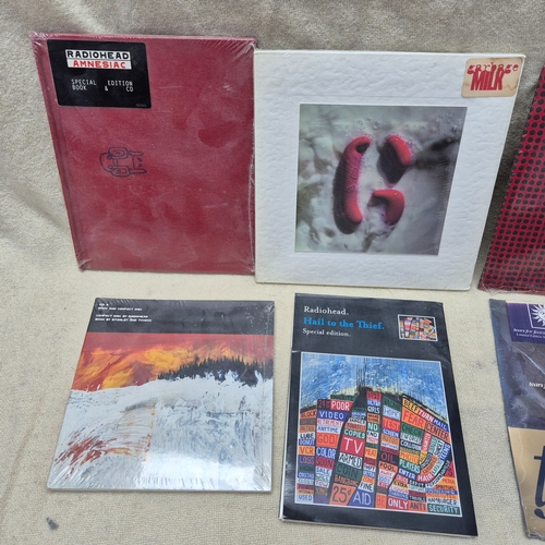 132 - A Mixed Lot of Sealed Vinyl to include Garbage, Radiohead, Tears For Fears and Hail To The Thief CD ... 