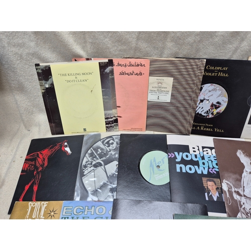 141 - A Collection of approx 20 Vinyl Singles