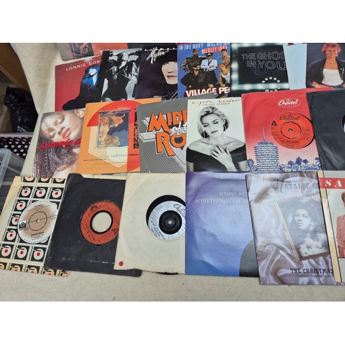 153 - Vinyl Records: A Very Large Collection of 7