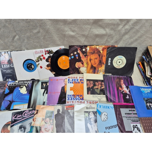 153 - Vinyl Records: A Very Large Collection of 7