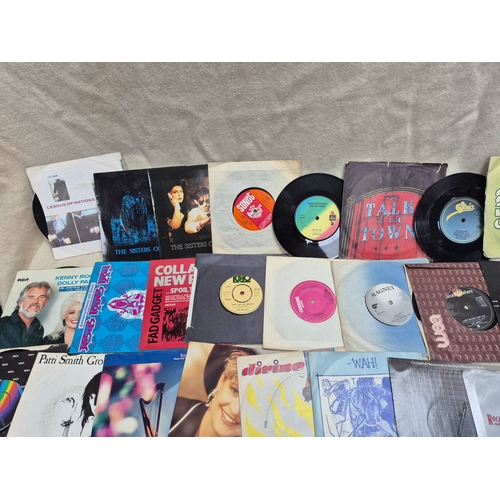 154 - Vinyl Records: A Very Large & Substantial Collection of 7