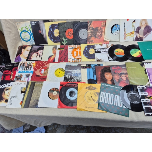 154 - Vinyl Records: A Very Large & Substantial Collection of 7