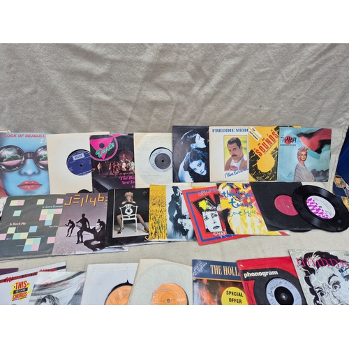 154 - Vinyl Records: A Very Large & Substantial Collection of 7