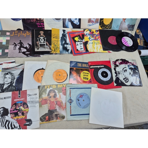 154 - Vinyl Records: A Very Large & Substantial Collection of 7