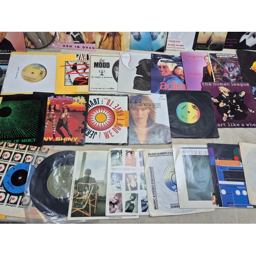 154 - Vinyl Records: A Very Large & Substantial Collection of 7