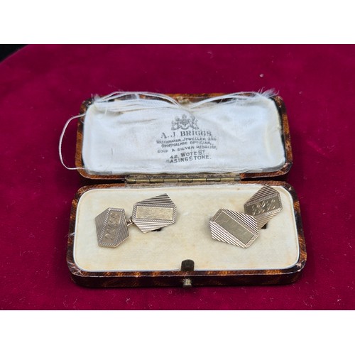 56 - A Pair of WG&S 9ct Gold Cufflinks (approx 3g)