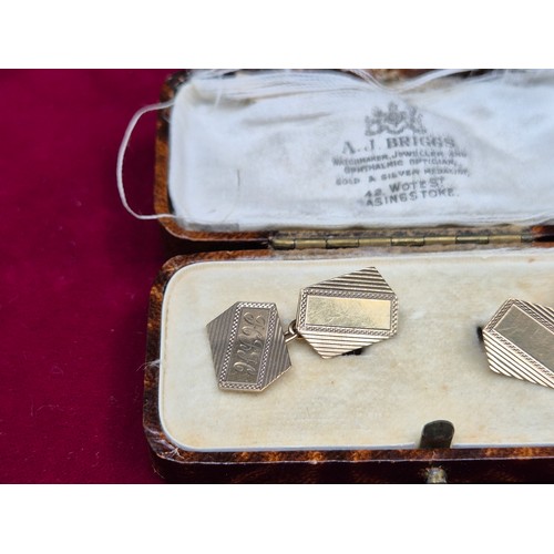 56 - A Pair of WG&S 9ct Gold Cufflinks (approx 3g)