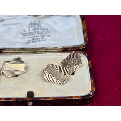 56 - A Pair of WG&S 9ct Gold Cufflinks (approx 3g)