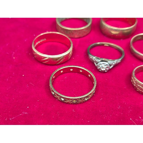 65 - A Collection of 9ct Gold Rings (approx 19.9g)