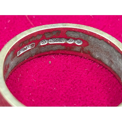 65 - A Collection of 9ct Gold Rings (approx 19.9g)