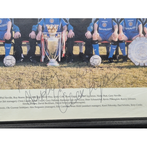 120 - A Manchester United 1997 Team Photo Signed by Alex Ferguson