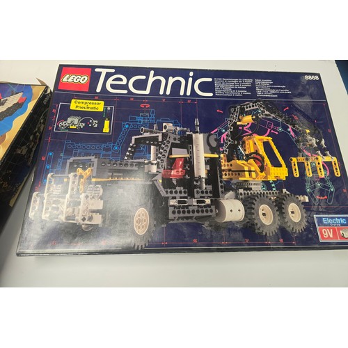 6A - 2x Vintage lego sets including Lego systems 6984 and Lego technic 8868