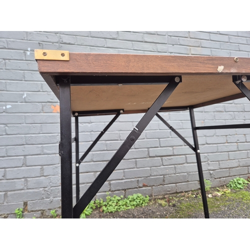 679 - A Collapsable Card Table (approx 77cm x 77cm x 73cm)