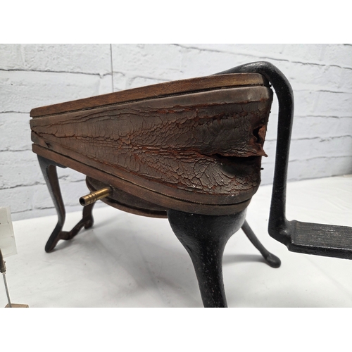 668H - A Victorian Foot Operated Bellows