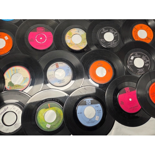 678 - A Collection of 45 RPM Vinyl Singles