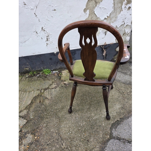 682 - Antique Windsor Chair