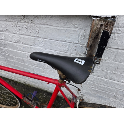 694 - A Vintage Raleigh Road Bike
